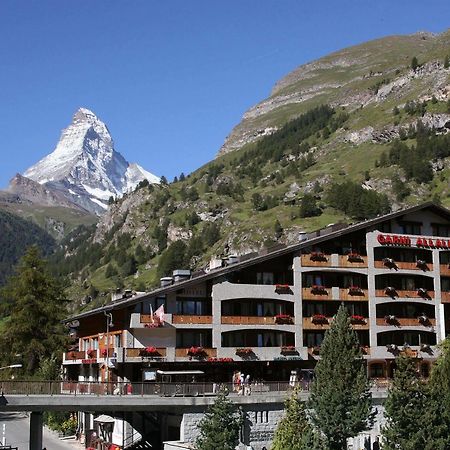 Swiss Alpine Hotel Allalin Zermatt Exterior foto